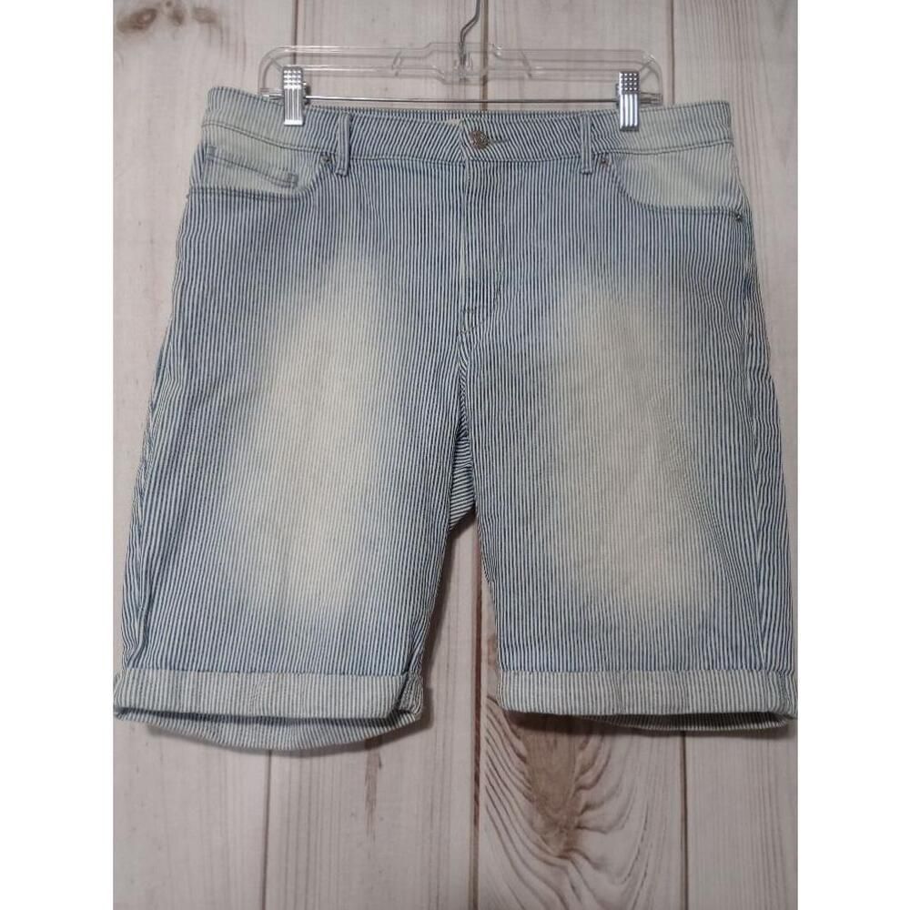Levi's‎ Shorts Ladies 16 505 Regular Fit Denim